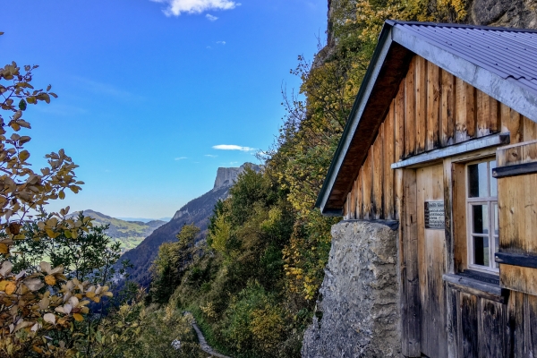 Hoch über dem Seealpsee auf den Säntis