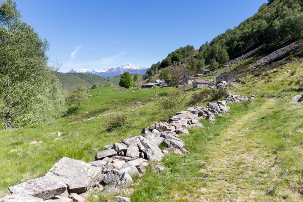 Vers Tesserete par la vallée du Vedeggio