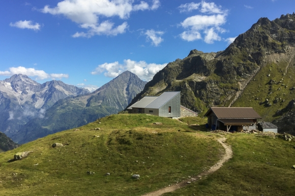 Der bewachte Bergsee