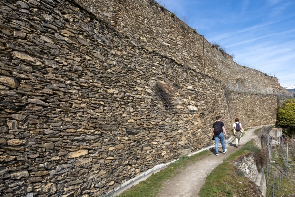 Entlang der Bisse de Clavau bei Sion