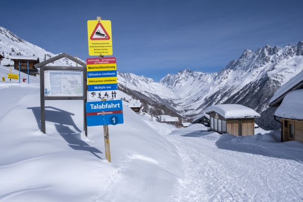 Winterzauber im Lötschental