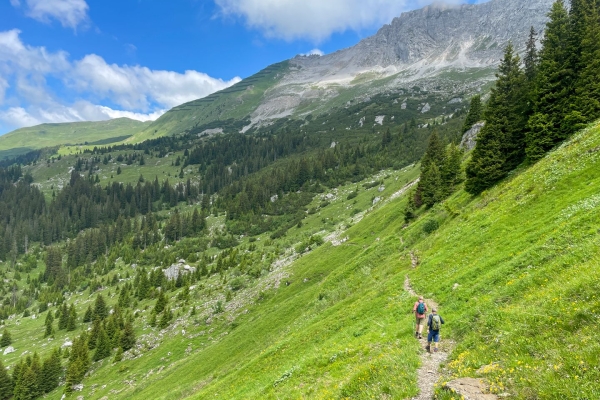 Sur le chemin d’altitude du Prättigau au Jägglisch Hora