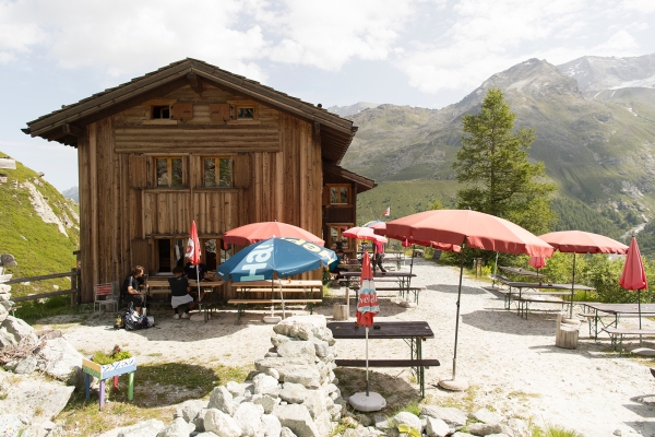 Eintauchen in die Bergwelt oberhalb von Zinal