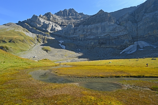 Am Fuss der Dents du Midi