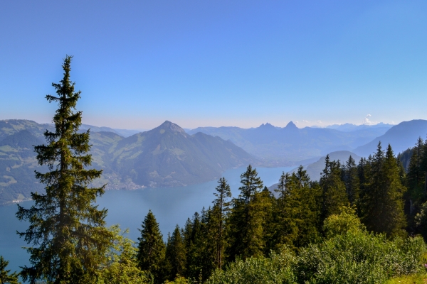 De Klewenalp NW à la vallée Grosstal UR