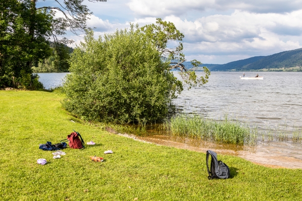 Sur les rives du lac de Joux