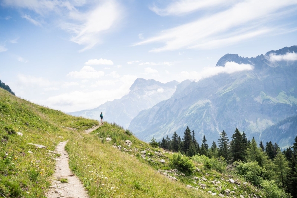 Randonnée du col du Pillon au lac d’Arnon