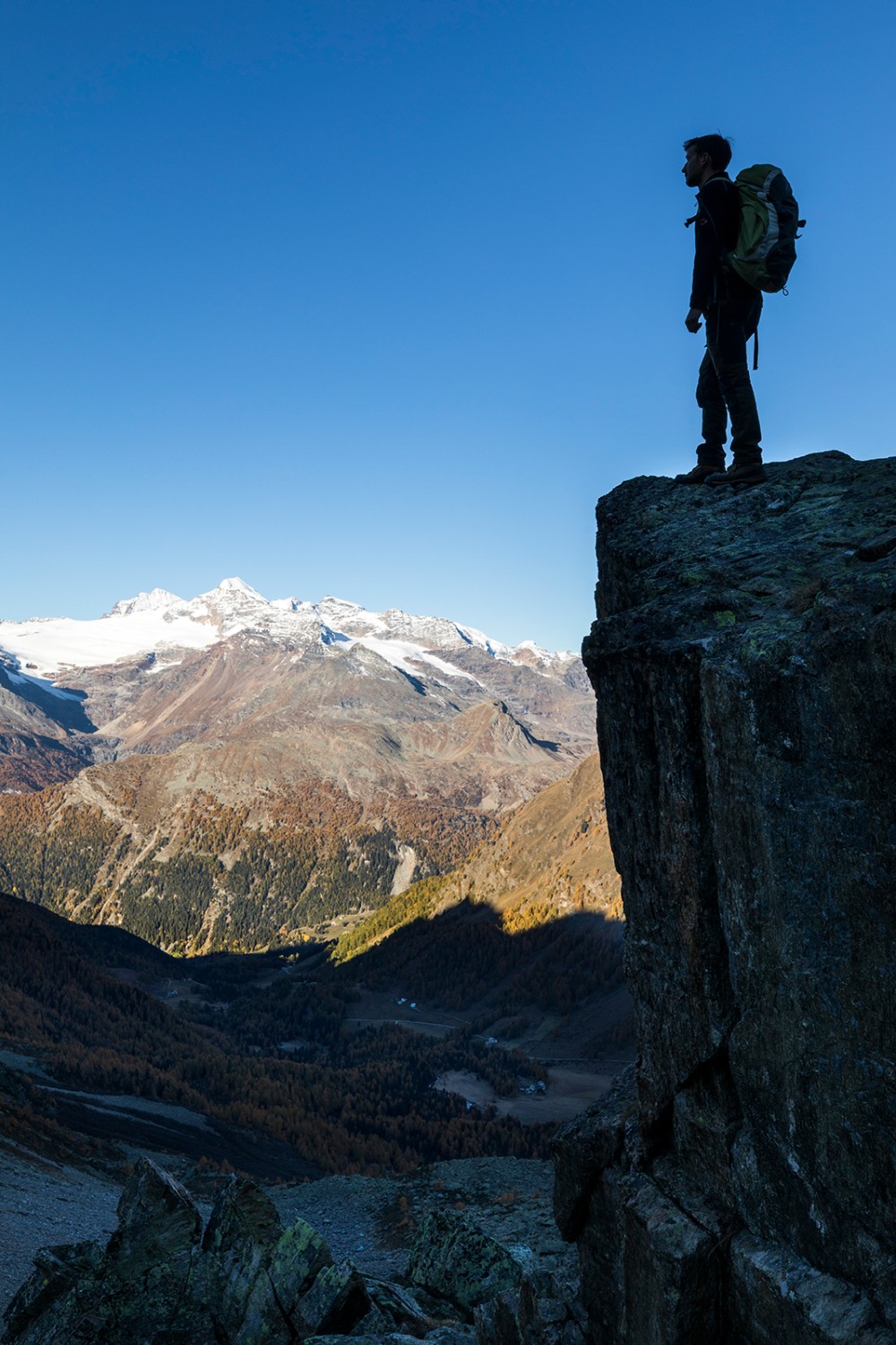 Vue sur le Piz Bernina pendant la montée vers le Pass da Sach.