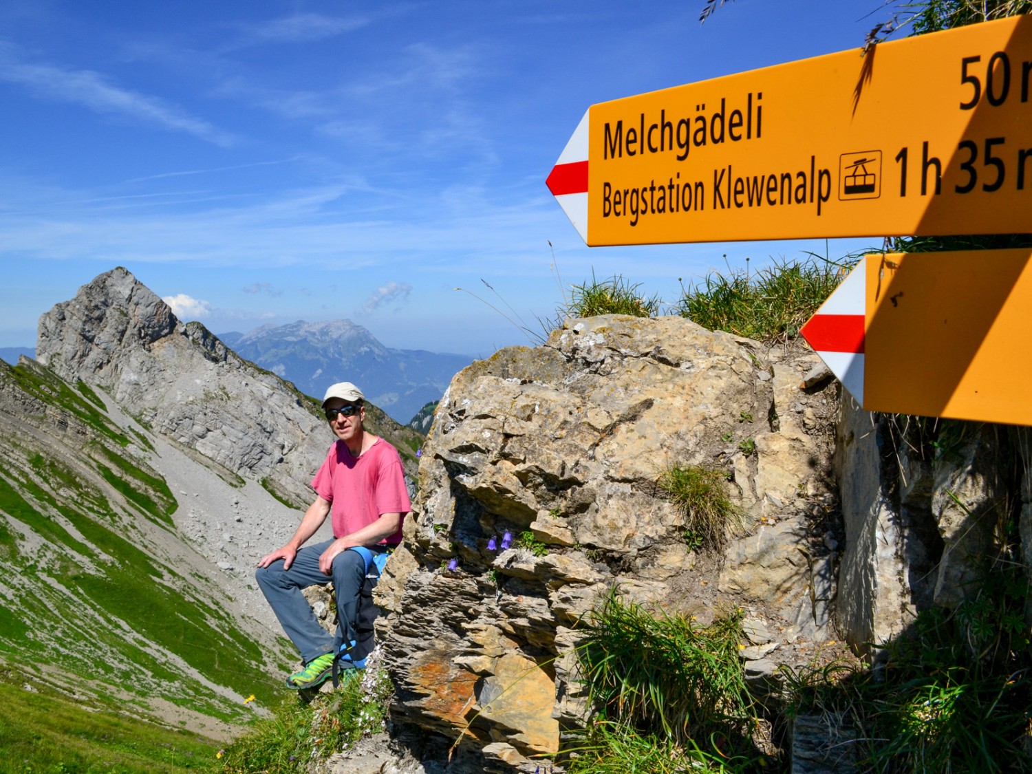 Pause sur le Hinter Jochli avec le Schinberg et le Pilatus en arrière-plan.
Photo: Sabine Joss