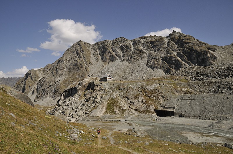 C’est dans les environs de la Cabane Prafleuri qu’on a extrait le gravier qui a servi à la construction du barrage de la Grande Dixence non loin de là. Photos: Peter Kleiner