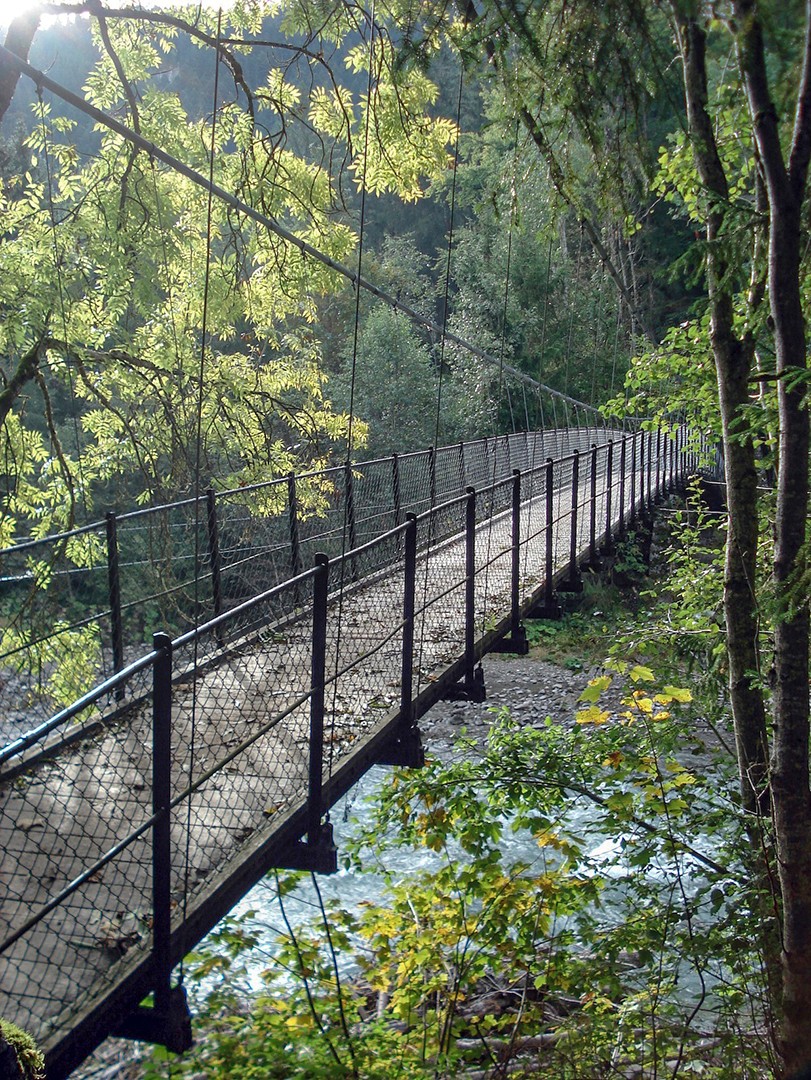 Le pont Turrian, le plus ancien pont suspendu.