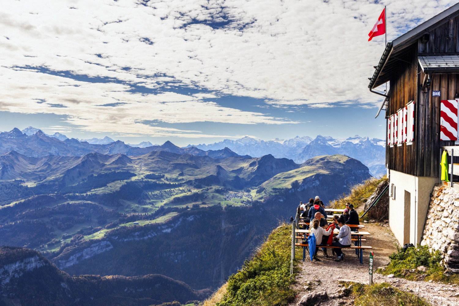 Buvette de montagne sur le Grand Mythen. Photo: Severin Nowacki