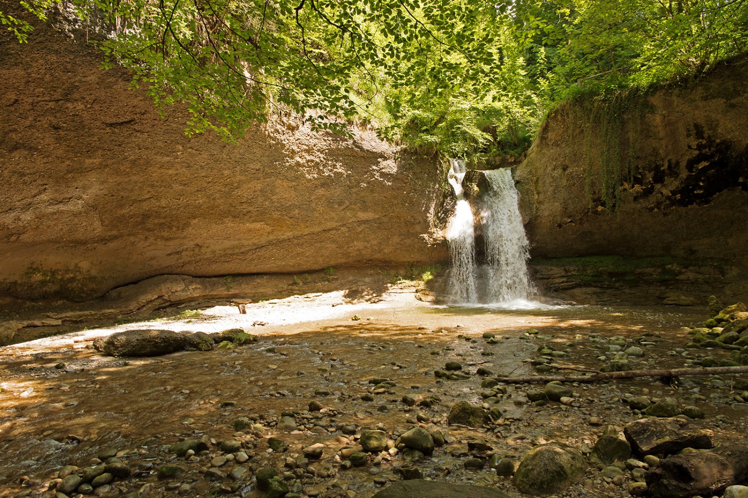 Erfrischendes Wandern im Aatobel.