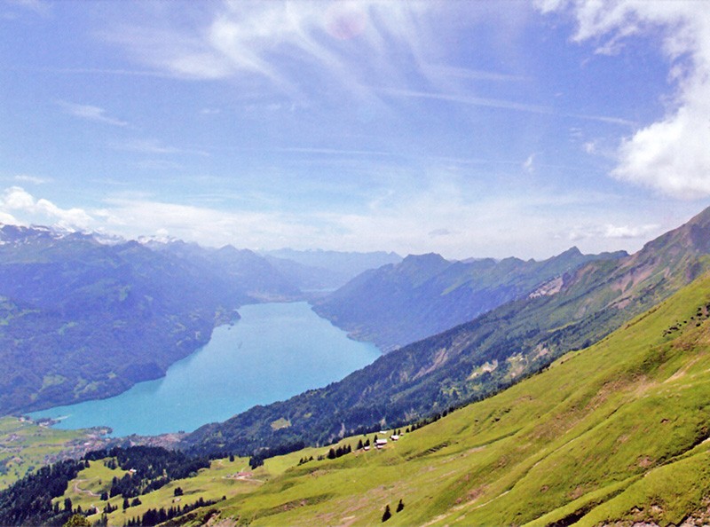 Ein solcher Blick auf den Brienzersee erwartet Wandernde auf dem Gibel.