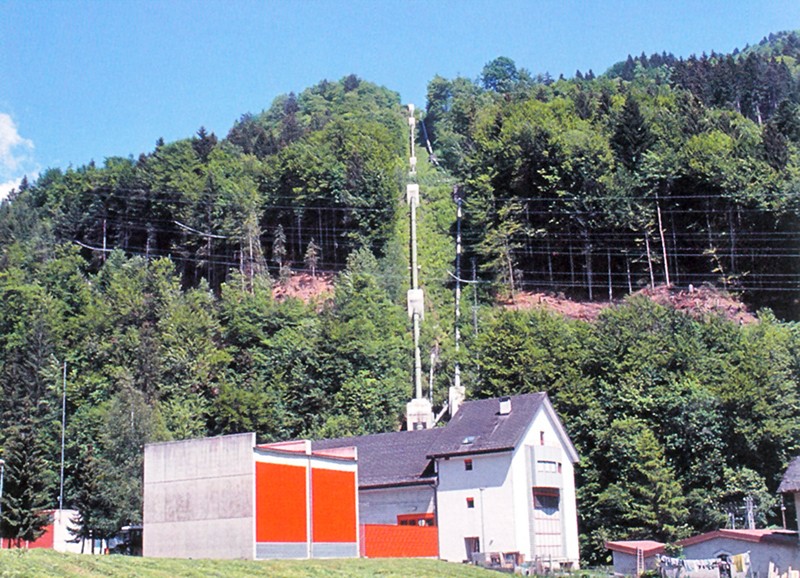 La centrale du Pont de la Tine.     Photo: Franz Auf der Maur