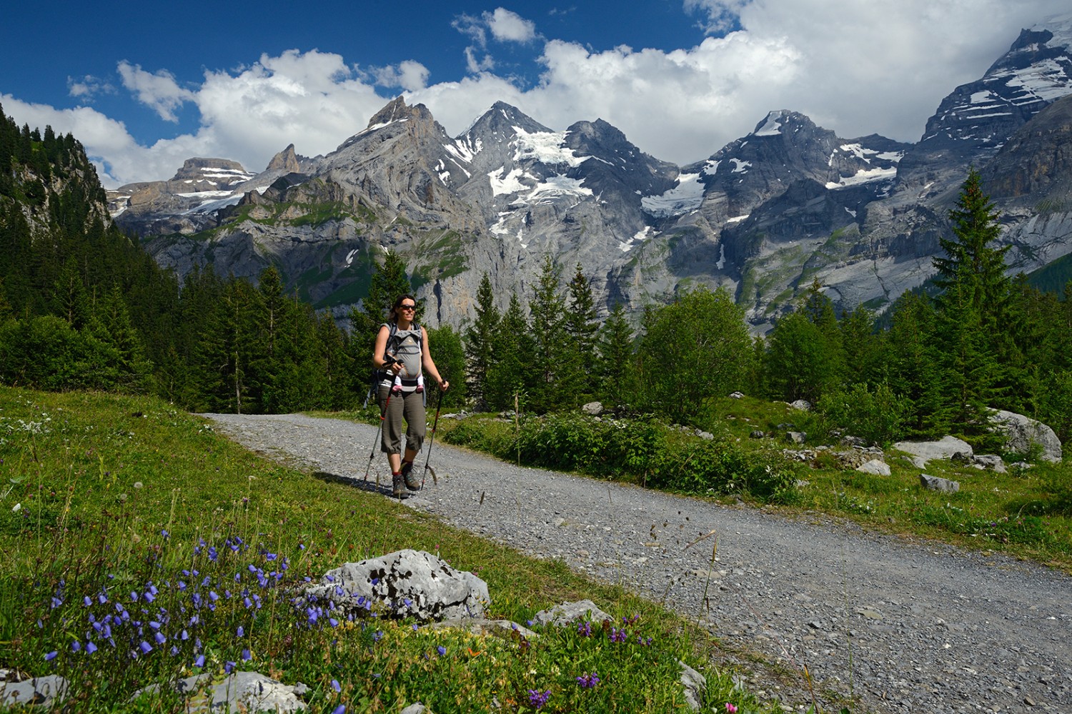 Der Weg vom See zur Gondelbahn ist aussichtsreich.