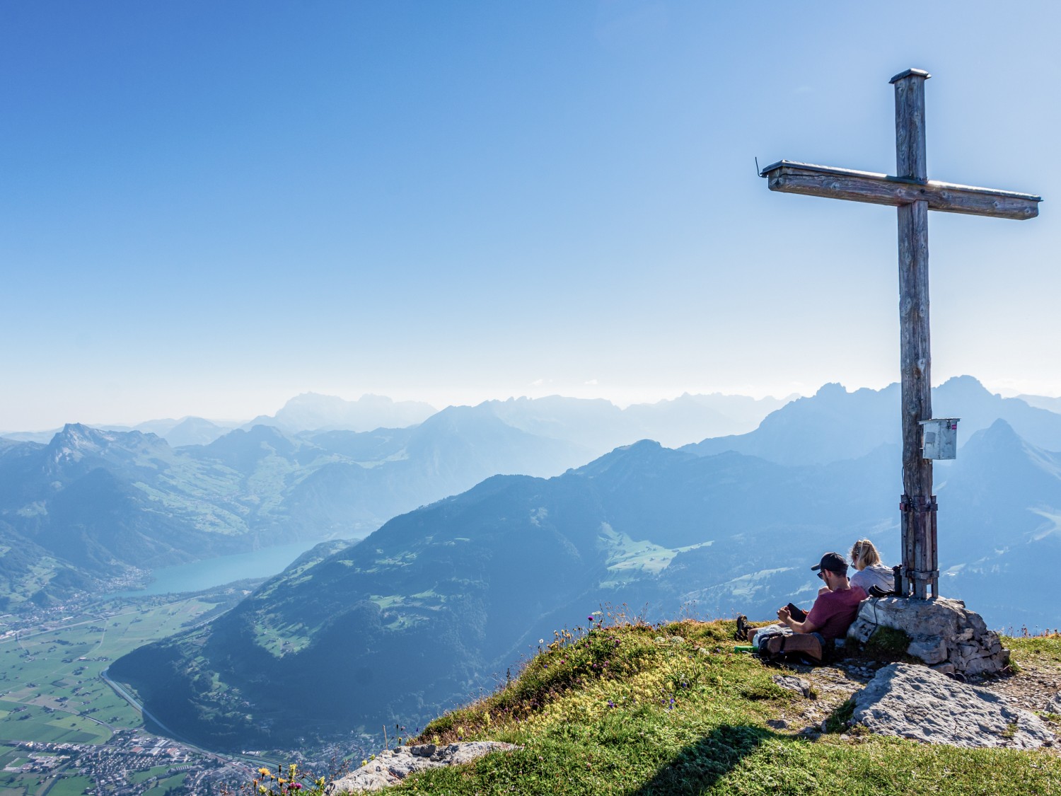 Au Rautispitz, on peut admirer les sommets. Photo: Franz Ulrich