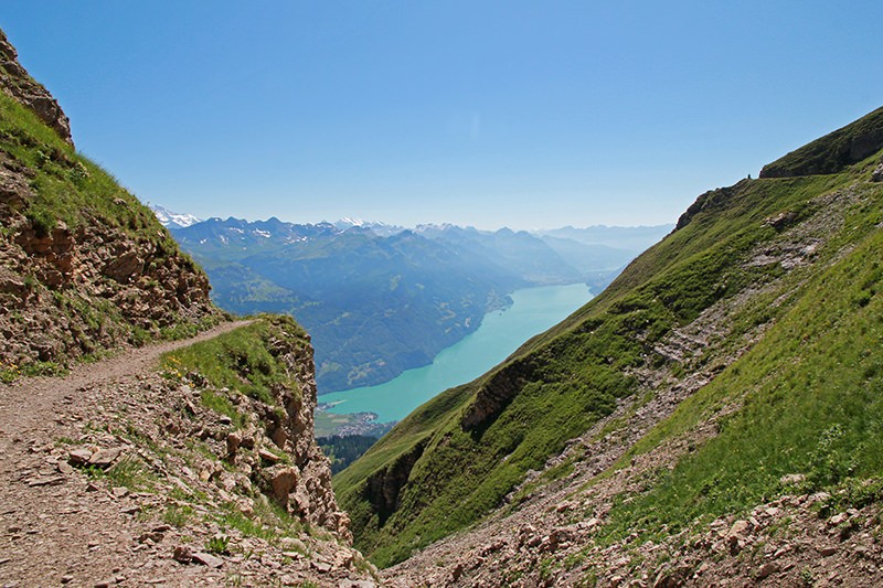 Sur le chemin des crêtes, la vue est splendide.
Photos: Elsbeth Flüeler