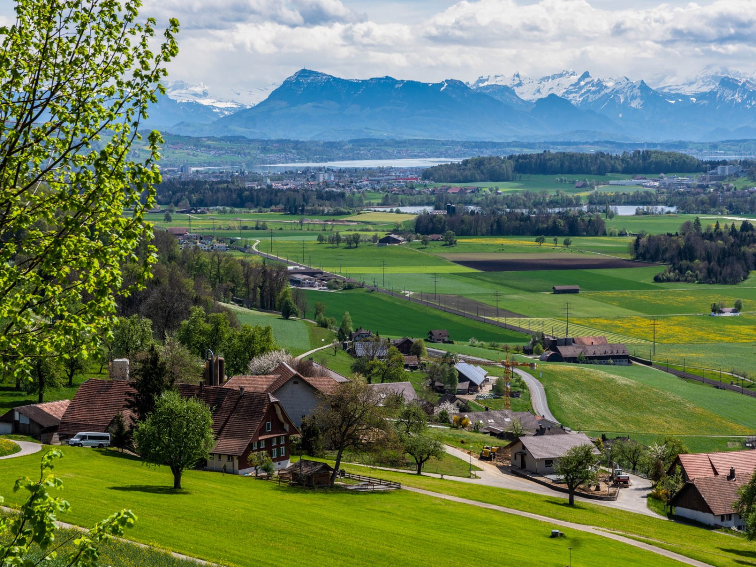 Vue sur les lacs de Mauesee et Sempachersee jusqu’au Rigi. Photo: Franz Ulrich