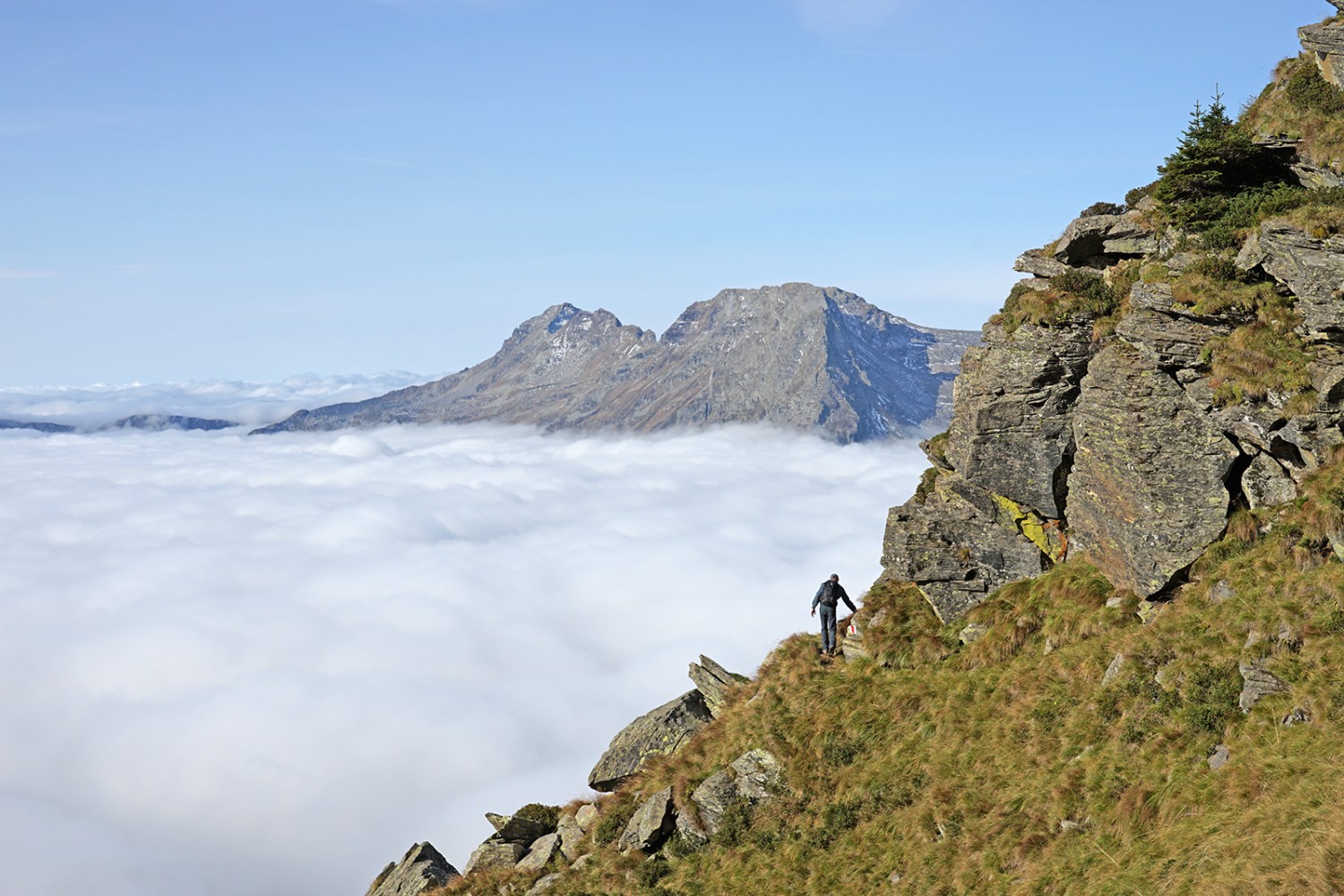 Bel itinéraire le long du versant abrupt: sous la Cima de Nomnom. Photos: Reto Wissmann