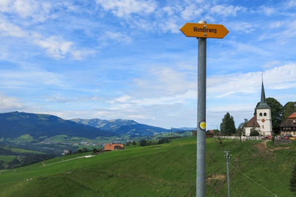 Im Kuhland auf Vrenelis Spuren