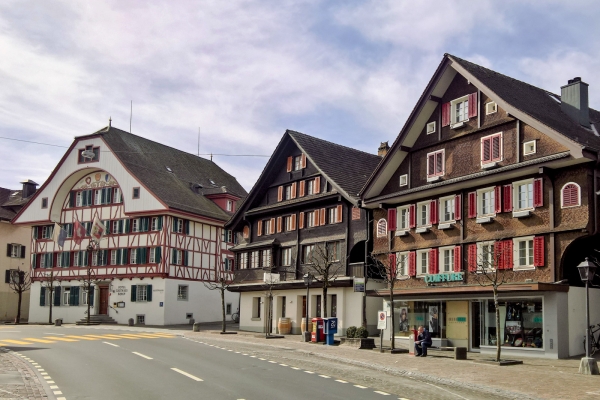 Au plus près des Alpes (LU)