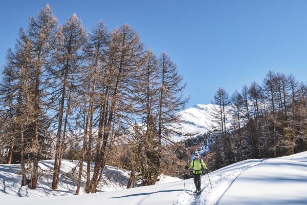 Du soleil au-dessus de la vallée de Saas